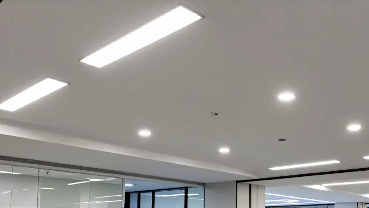 2026 Q1 Commercial Lighting Procurement Trends: Controls, Retrofit & Supply Chain