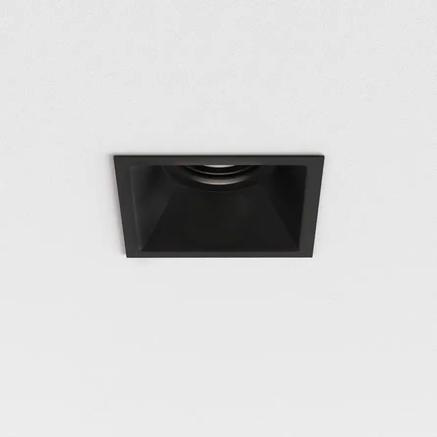 Round Adjustable Recessed Spotlight